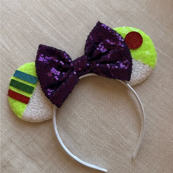 Bundle of Disney Mouse Ear Headbands with Bows - Picture 4 of 7